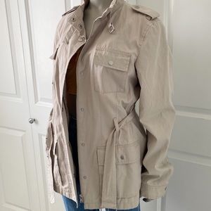 Banana republic beige trench jacket size XL